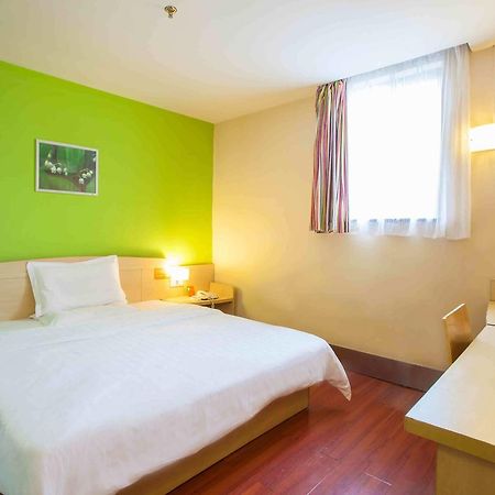 7Days Inn Deyang Zhongjiang Kuishan Park Eksteriør bilde