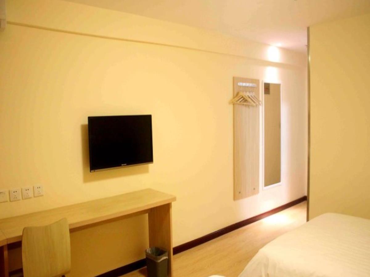 7Days Inn Deyang Zhongjiang Kuishan Park Eksteriør bilde