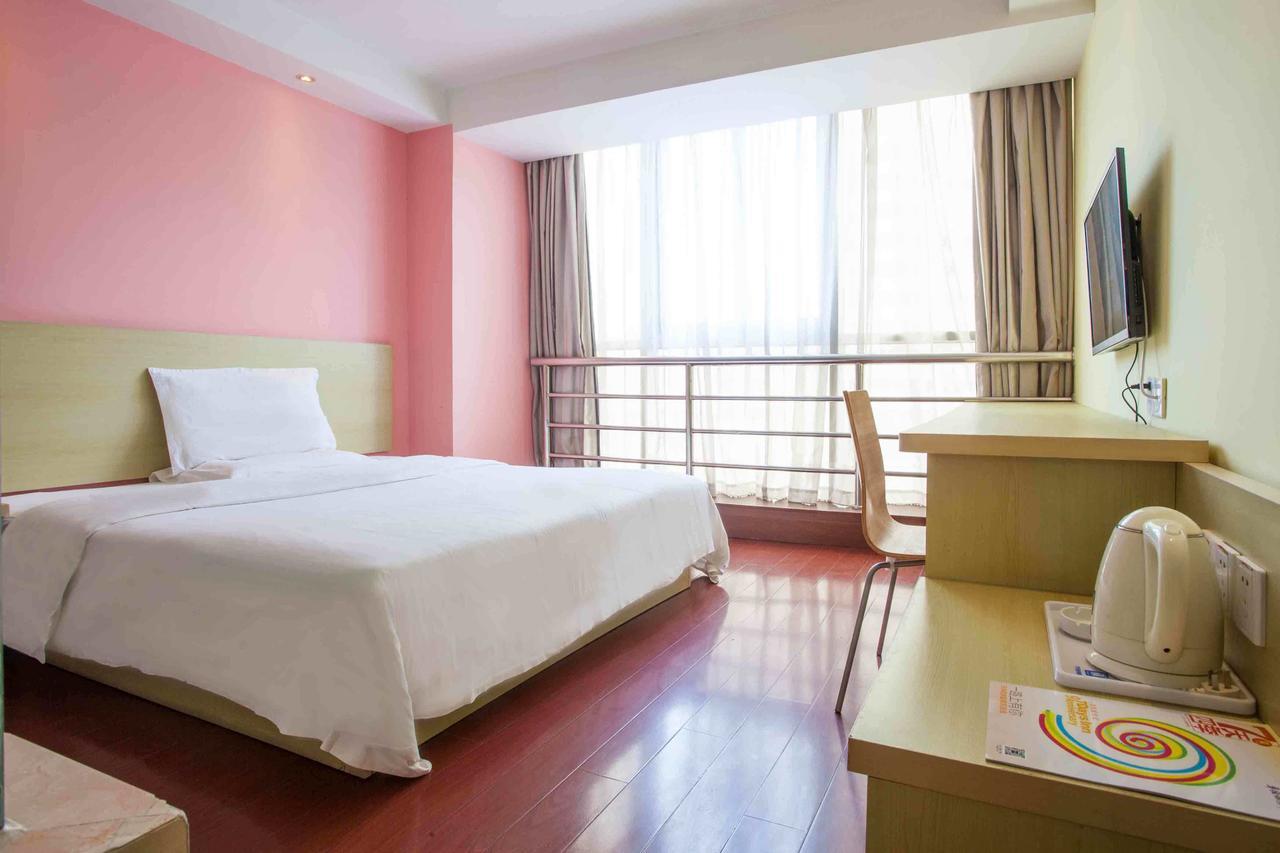 7Days Inn Deyang Zhongjiang Kuishan Park Eksteriør bilde