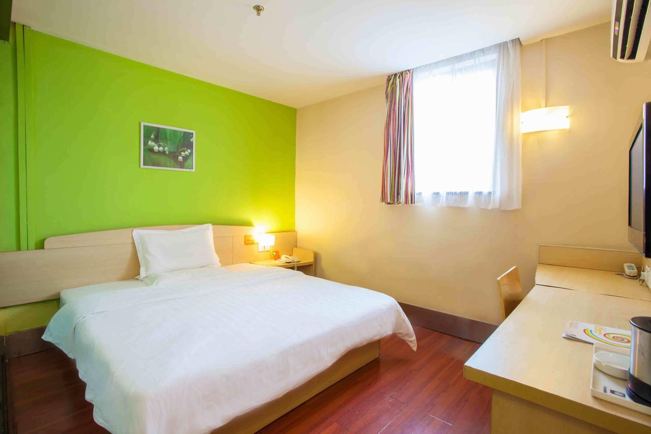 7Days Inn Deyang Zhongjiang Kuishan Park Eksteriør bilde
