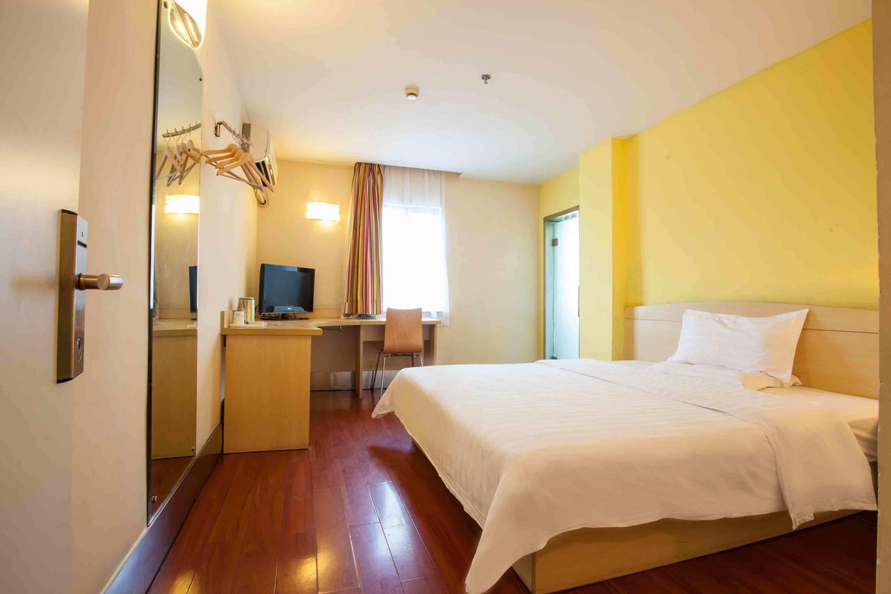 7Days Inn Deyang Zhongjiang Kuishan Park Eksteriør bilde