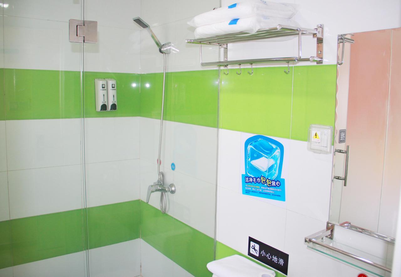7Days Inn Deyang Zhongjiang Kuishan Park Eksteriør bilde