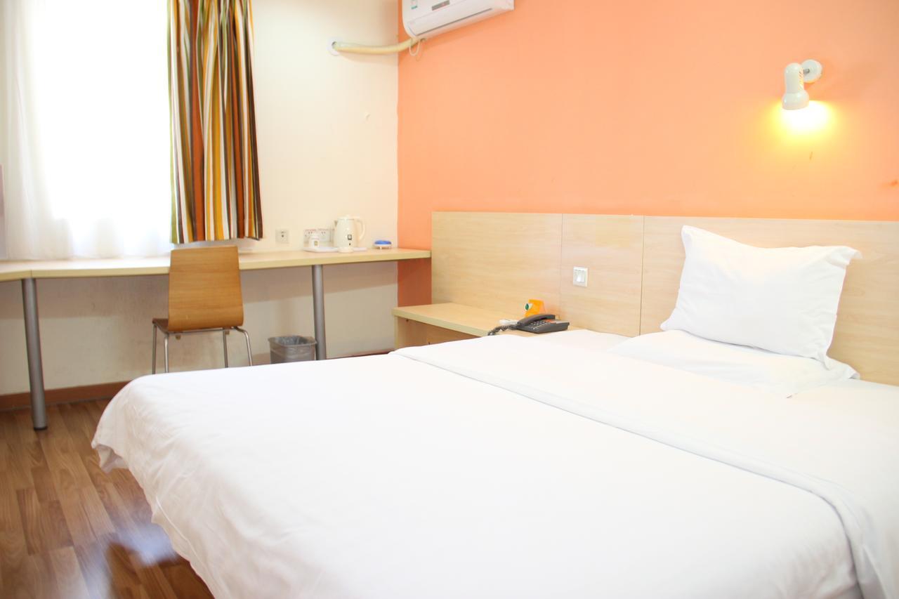 7Days Inn Deyang Zhongjiang Kuishan Park Eksteriør bilde